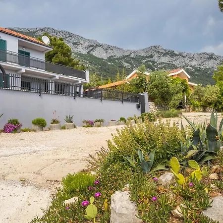 Unique Villa Gradac (Split-Dalmatia)