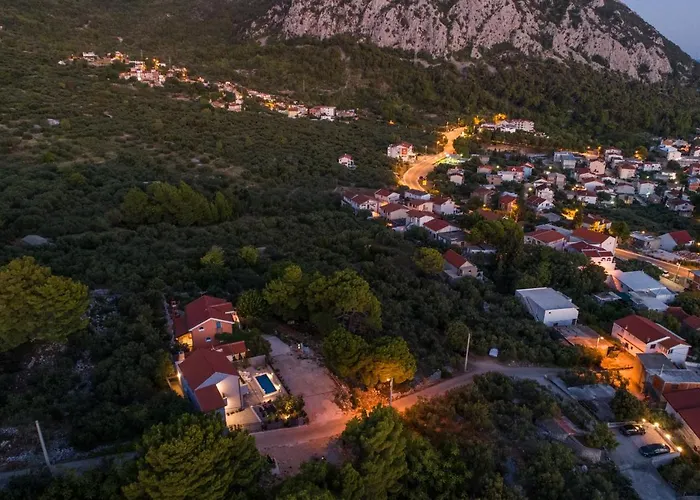 Unique * Gradac (Split-Dalmatia)