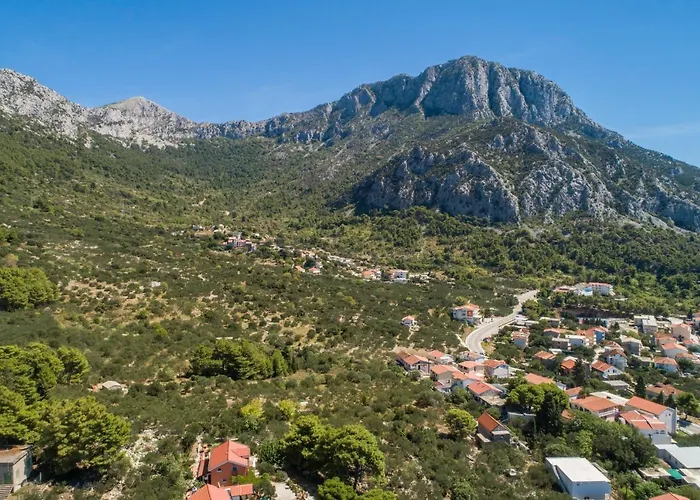 Villa Unique Gradac (Split-Dalmatia)